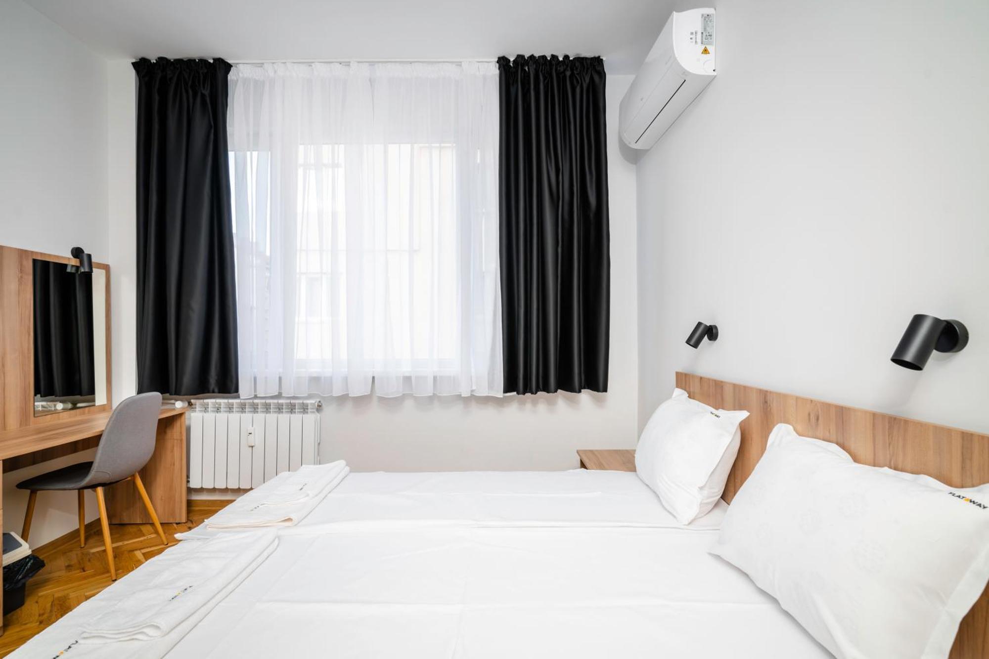 Cozy Flats Near Alexander Nevski Cathedral By Flat Mаnager Sofia Luaran gambar
